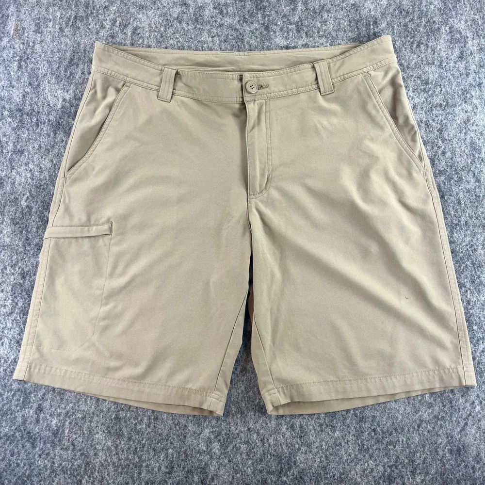 Columbia Khaki Chino Shorts Mens 36 Omni-Shield Hiking Cargo Fishing Outdoor Tan